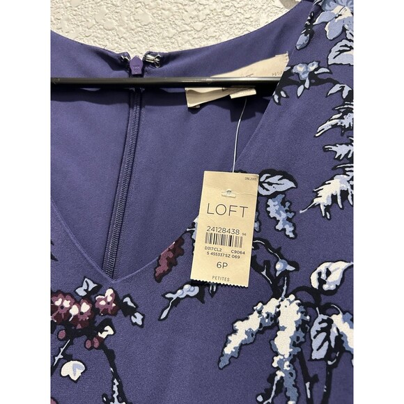 Ann Taylor Loft Purple Frosted Branch Floral V-Neck Bell Sleeve Dress Womens 6P - Picture 3 of 9